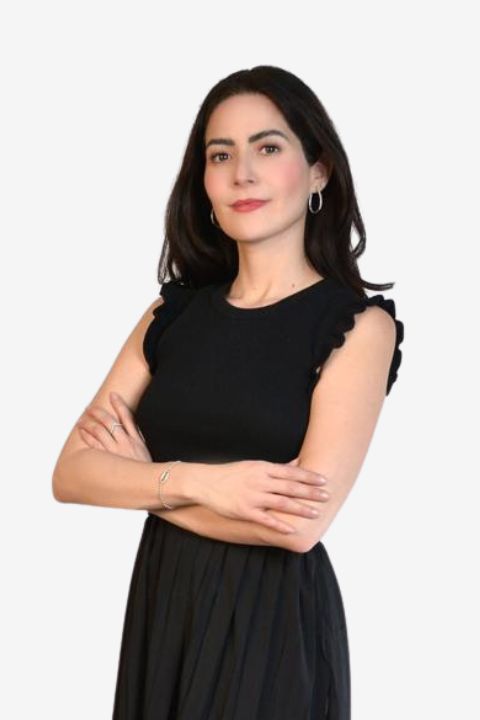 Gisela Madrigal Olivares (480 x 720 px)